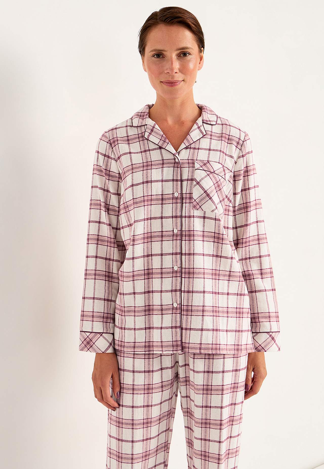 Ruudullinen pyjama flanellista