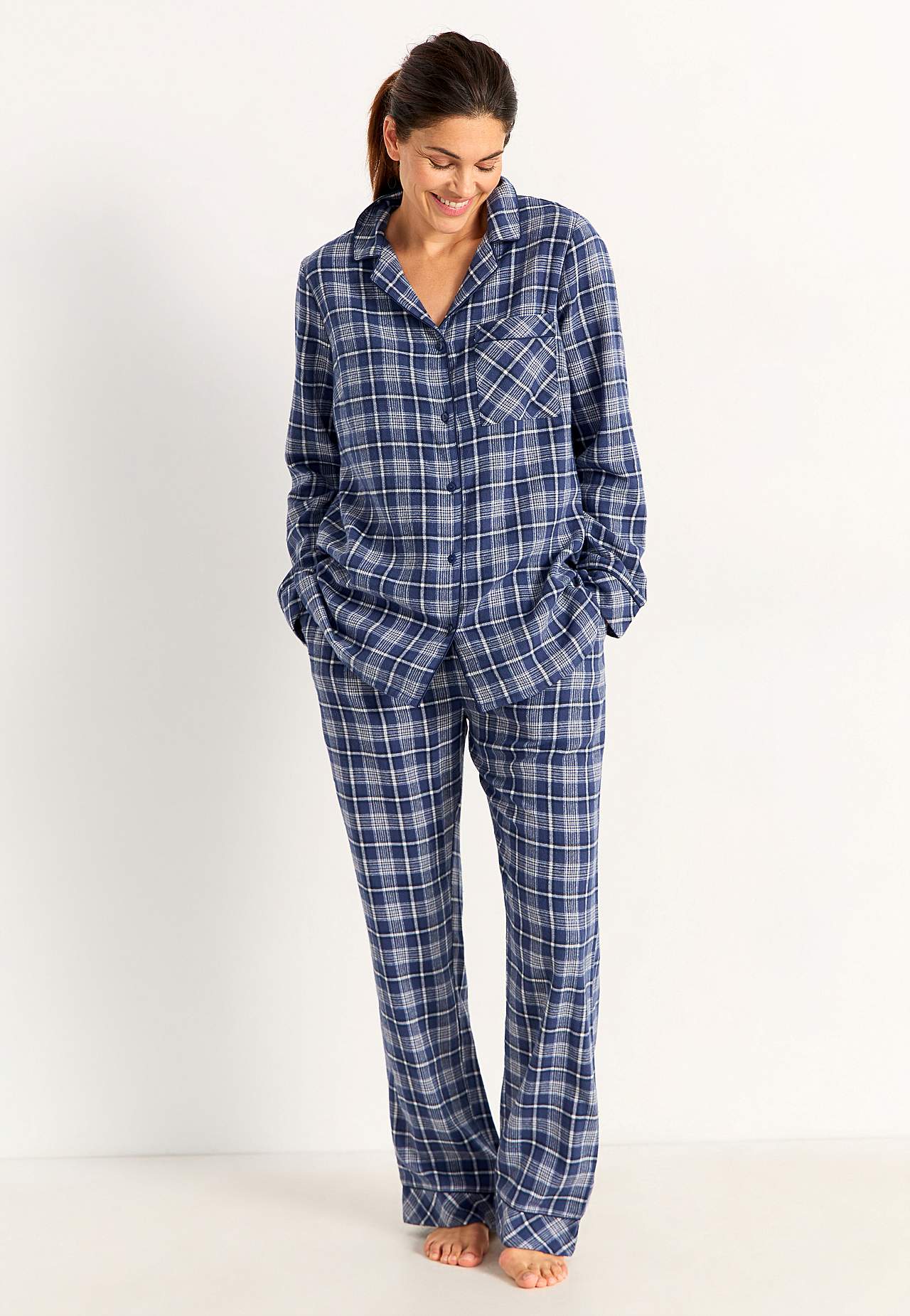 Ruudullinen pyjama flanellista