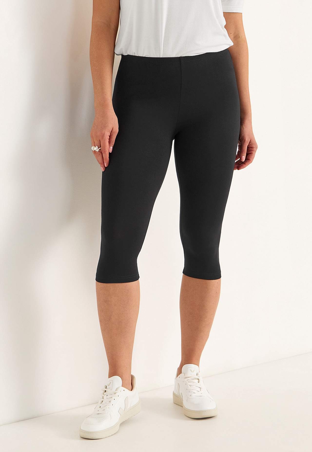 Caprileggingsit trikoosta