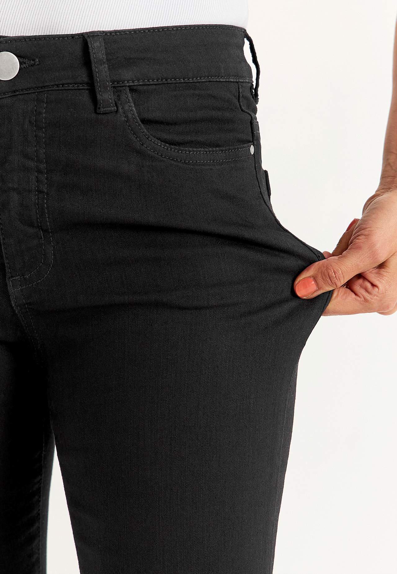 Caprifarkut viisitaskuisella mallilla