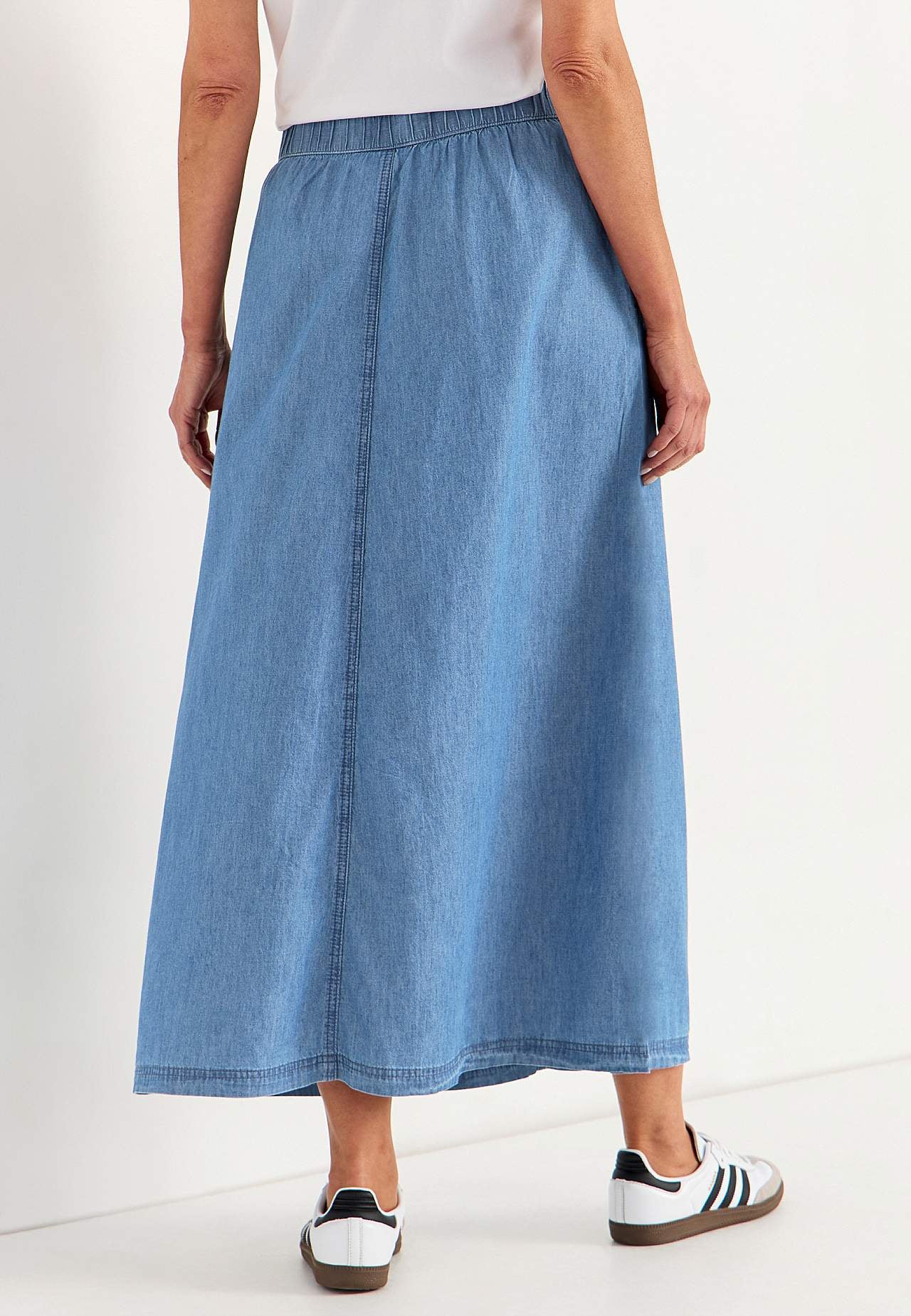 Farkkuhame taskuilla