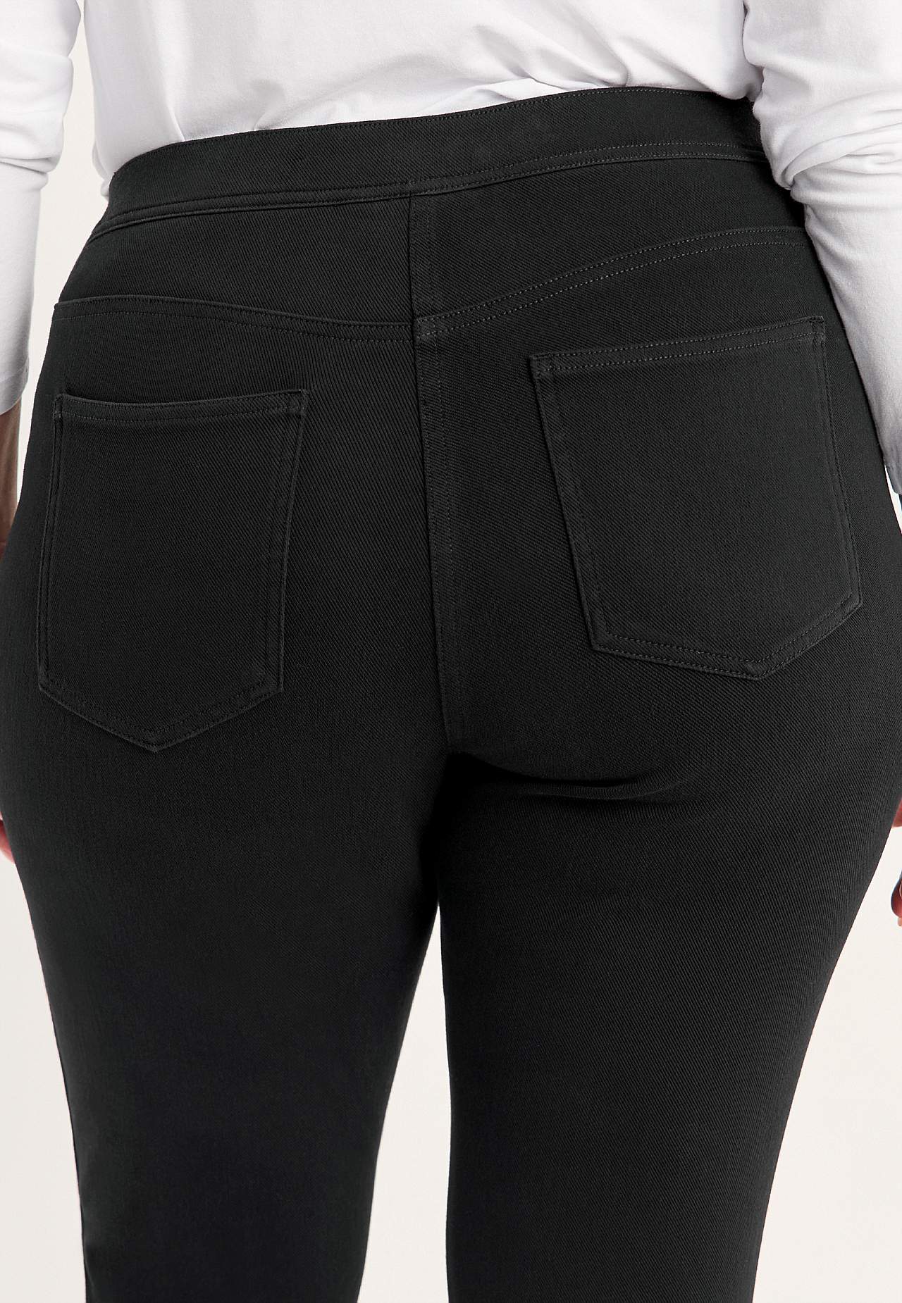 Joustavat leggingsit