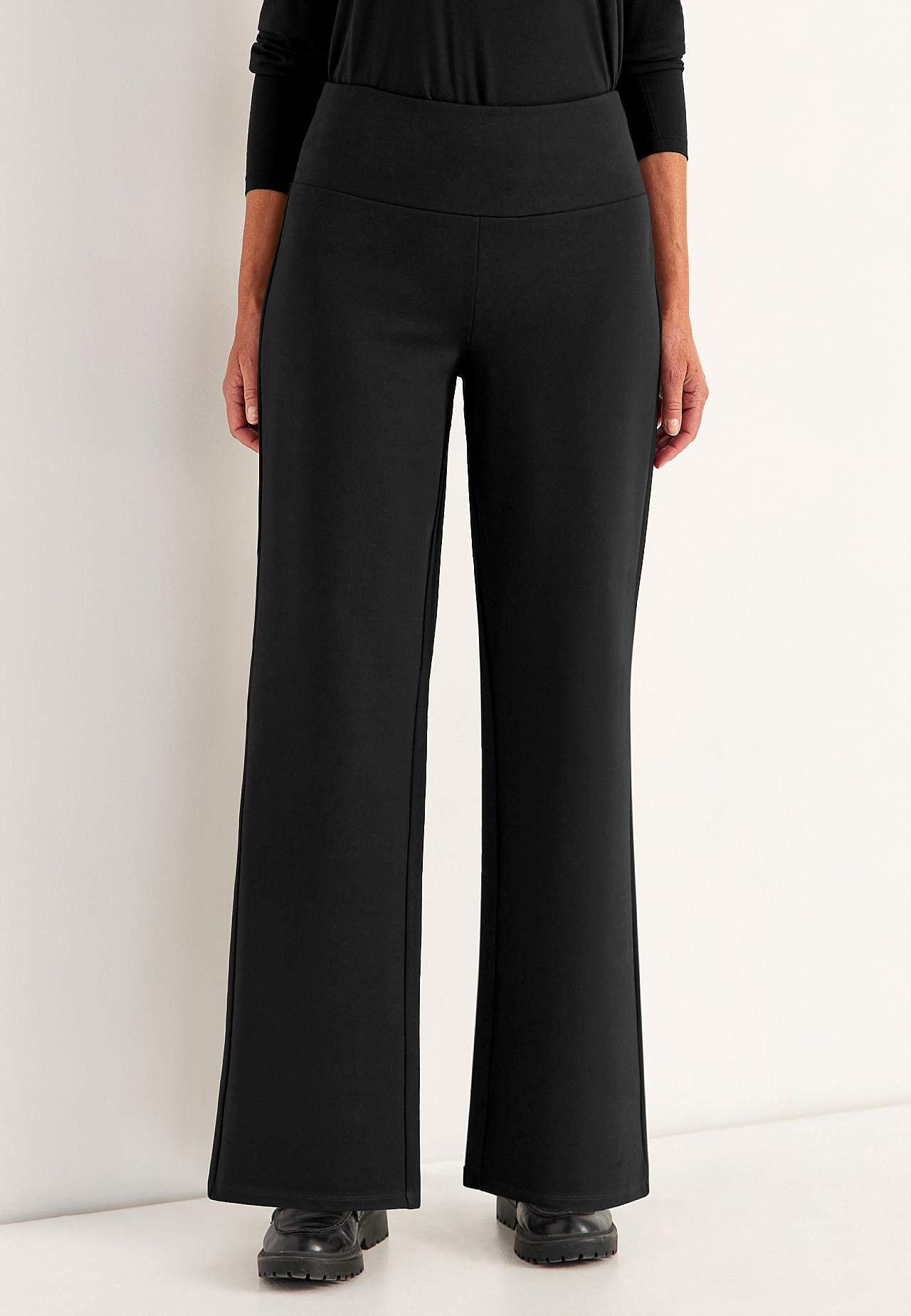 Leveät Premium housut punto-di-roma-trikoosta Mona