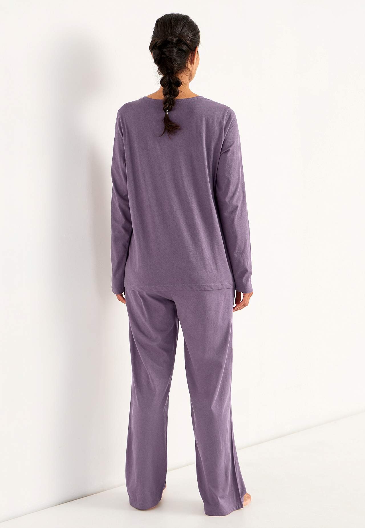 2-osainen pyjama pitsireunalla