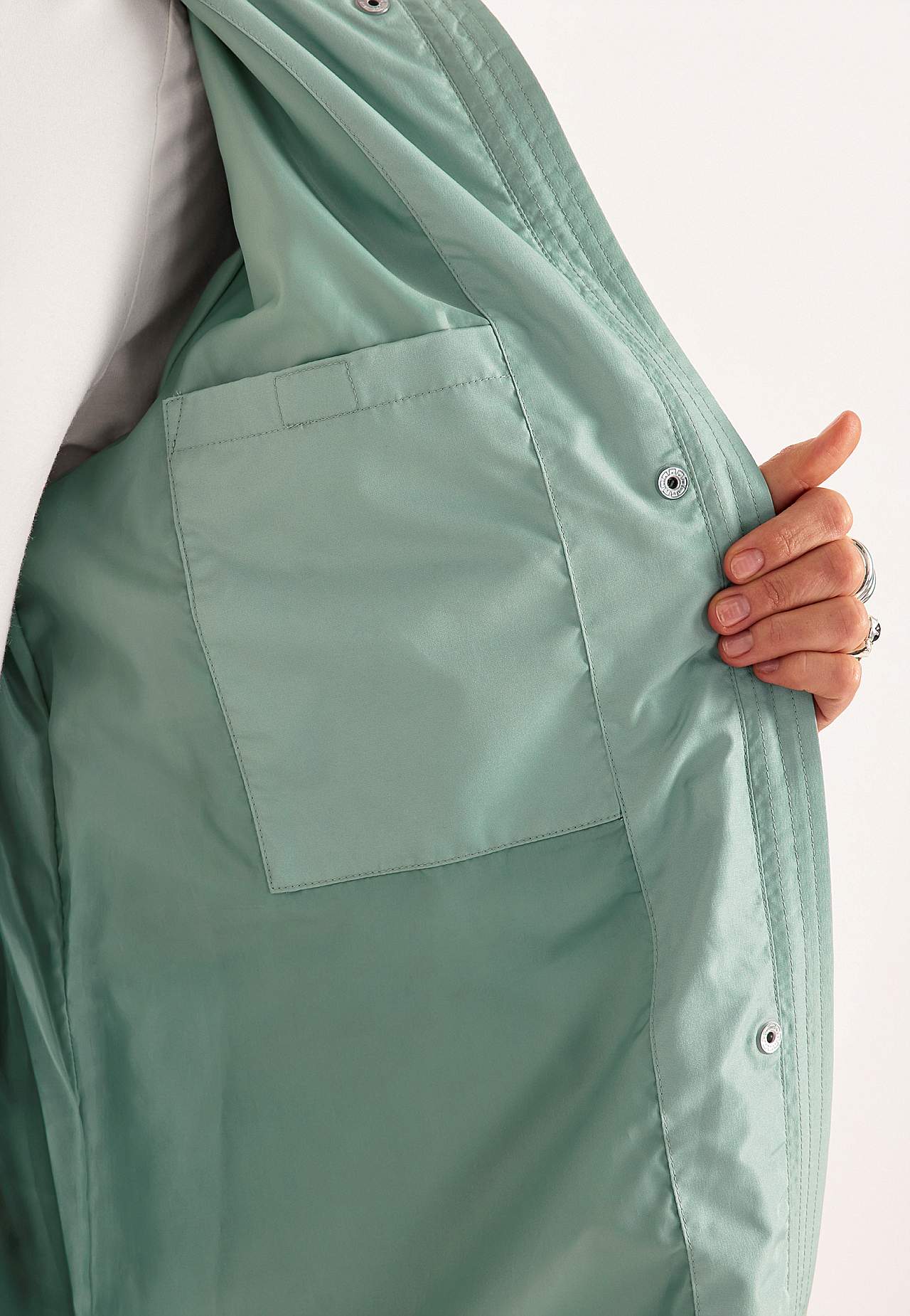 Tyylikäs, vuorattu parka