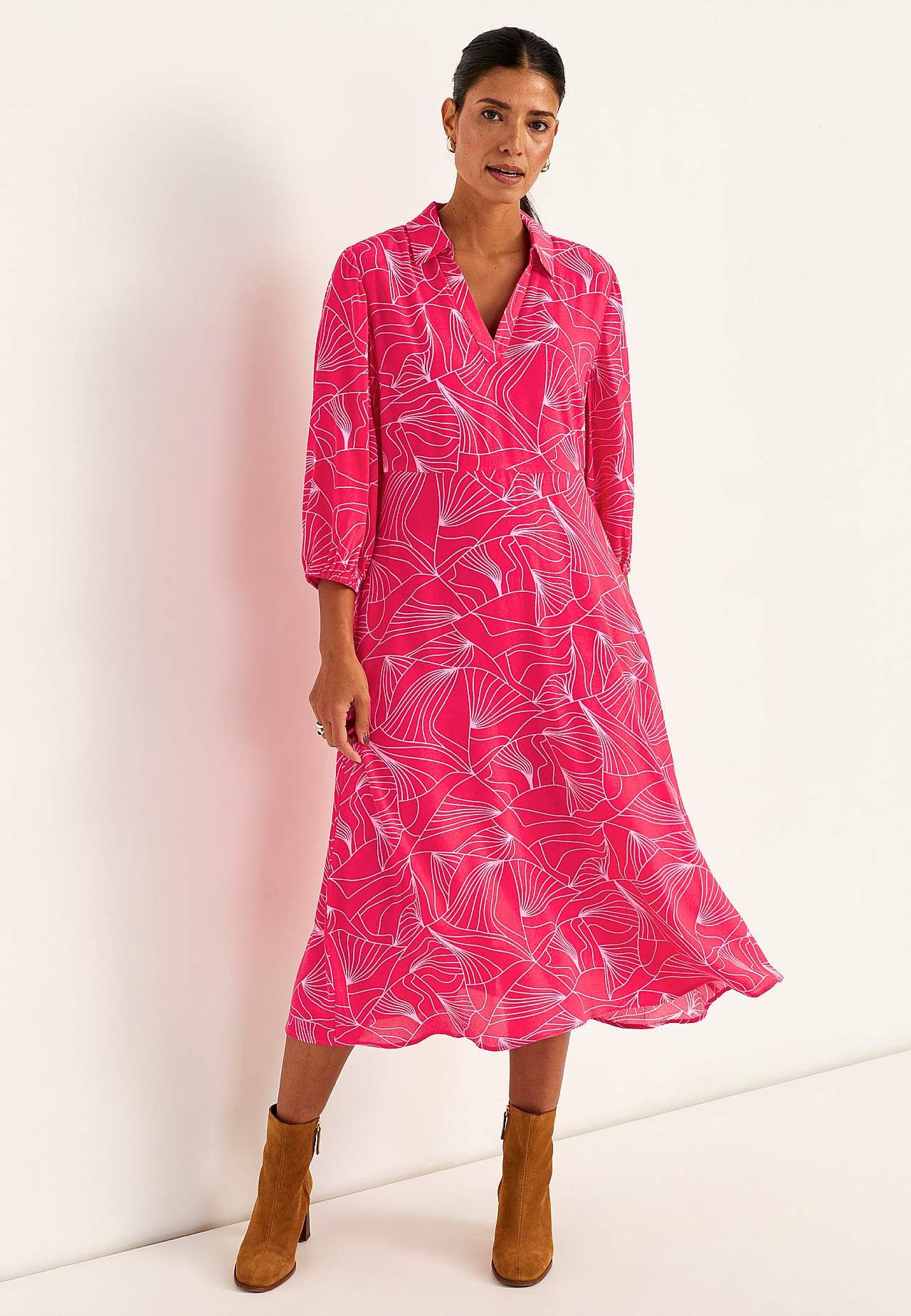 Kudottu mekko taskuilla