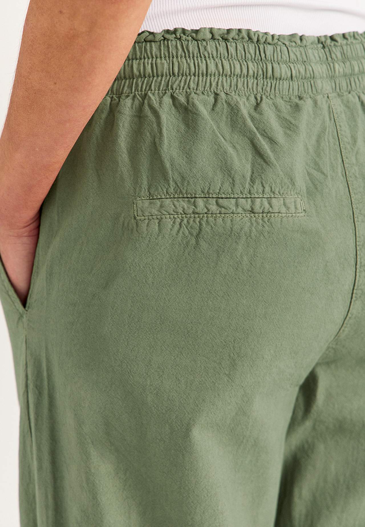 Housut pestystä puuvillasta