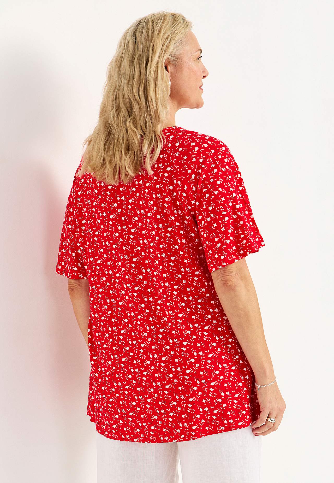 Kukkakuvioinen trikootunika