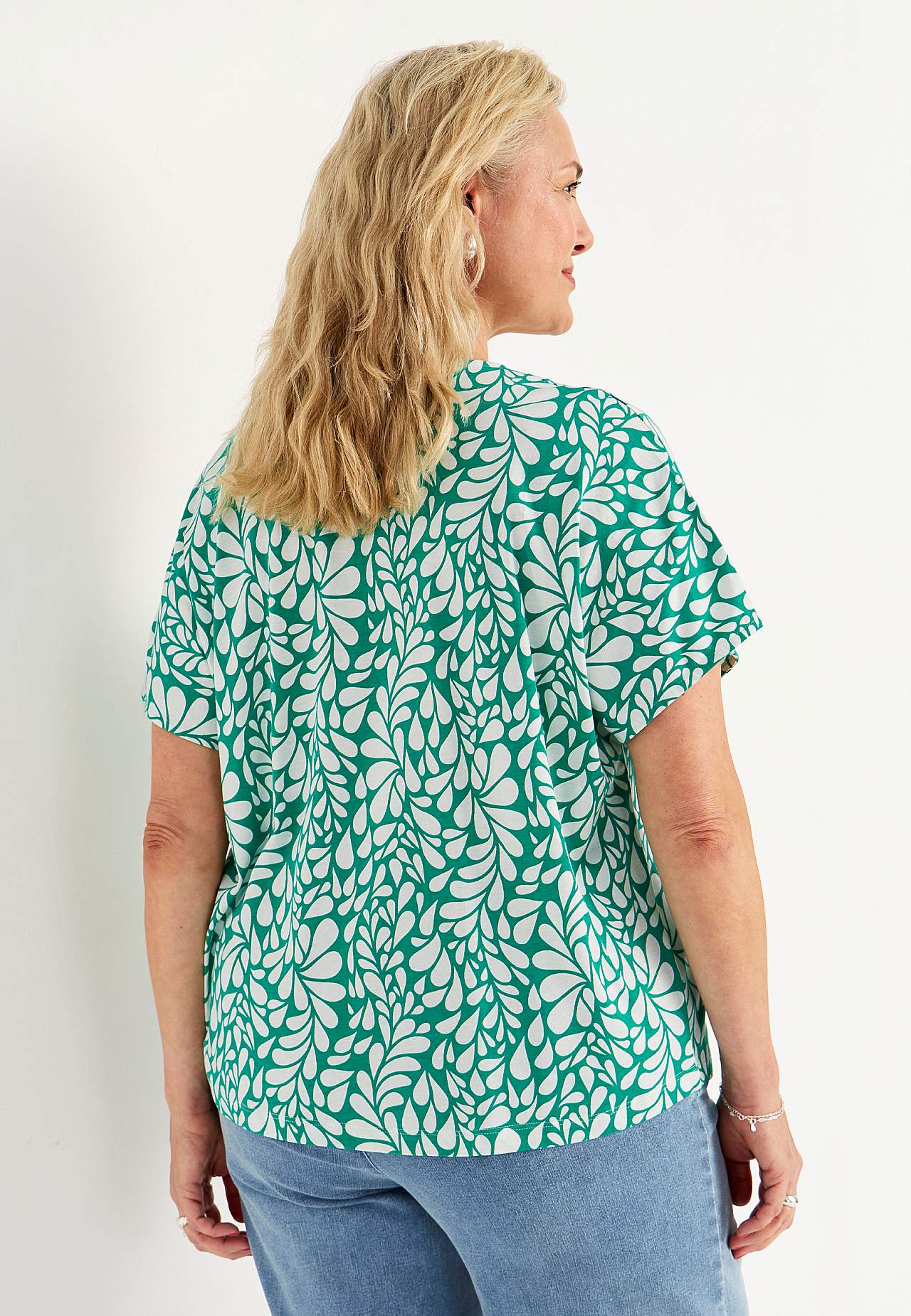 Trikootoppi lyhyillä hihoilla