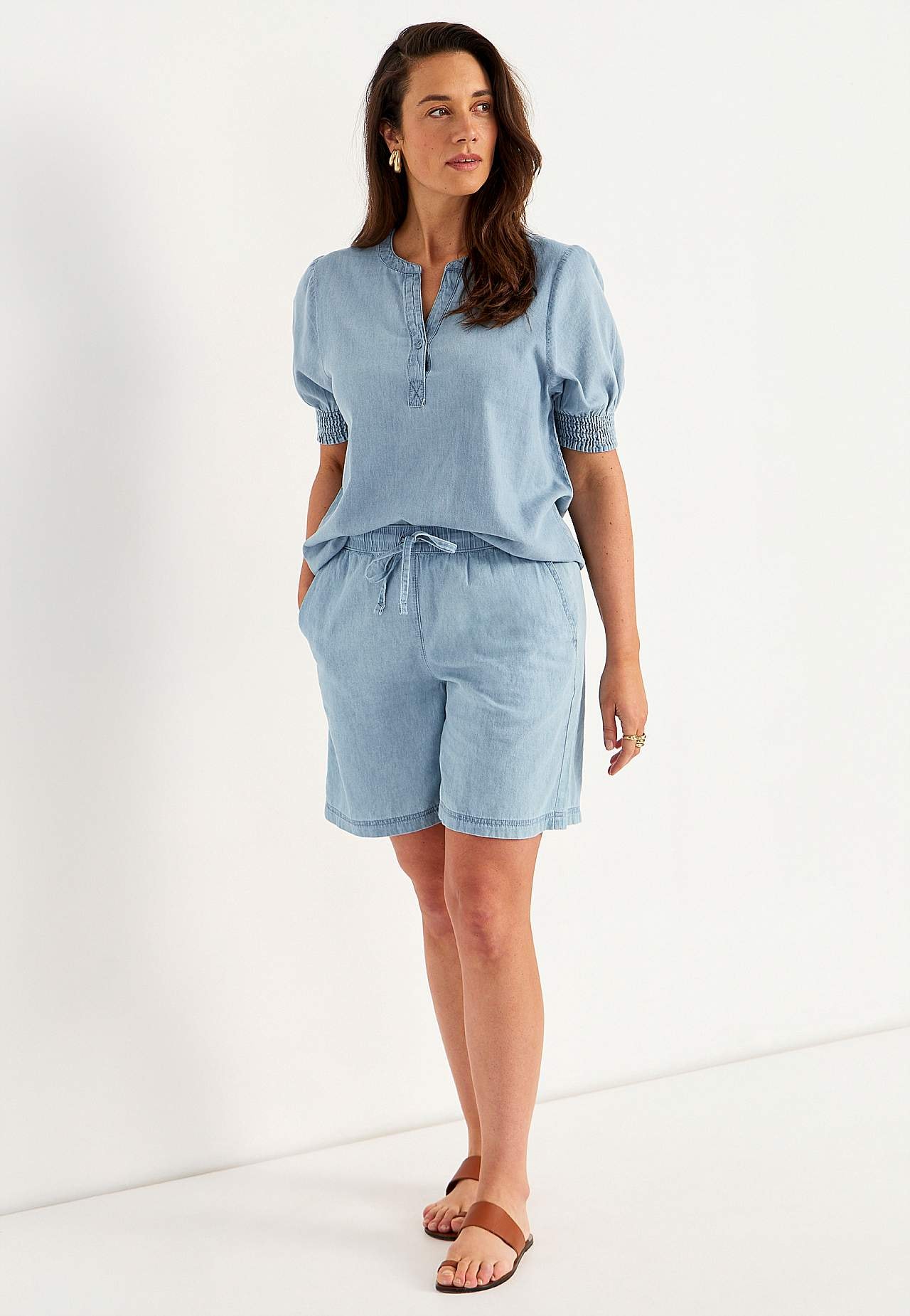 Hyvin pehmeät farkkushortsit