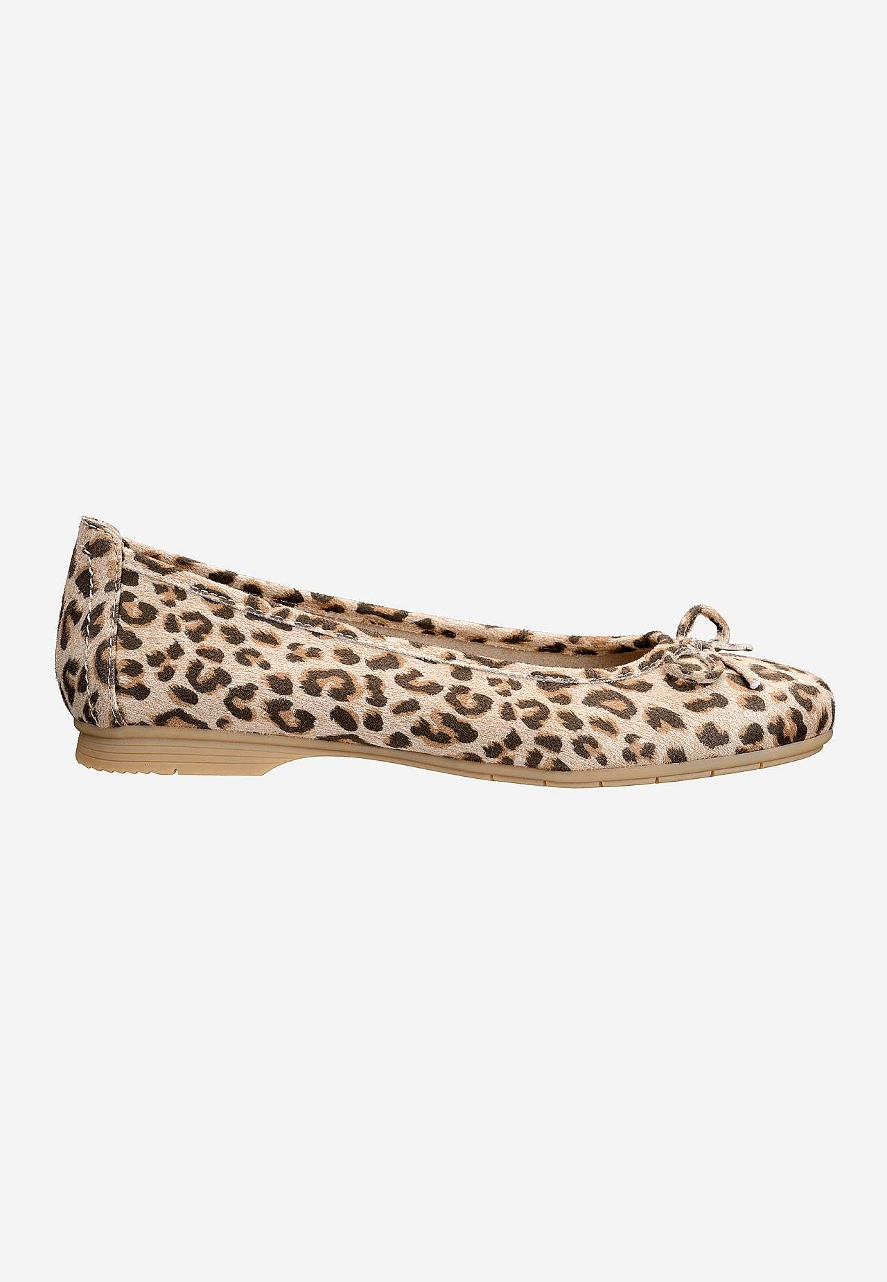 Ballerinat mokka-lookilla