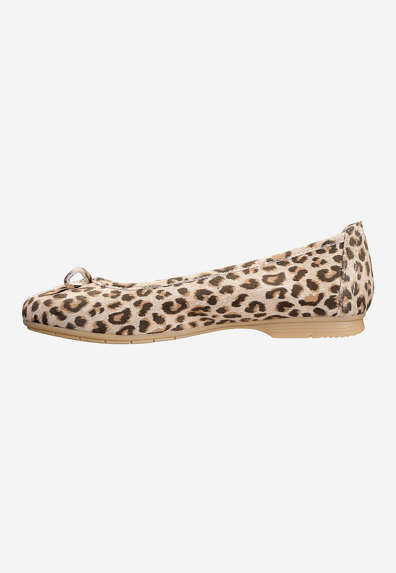 Ballerinat mokka-lookilla