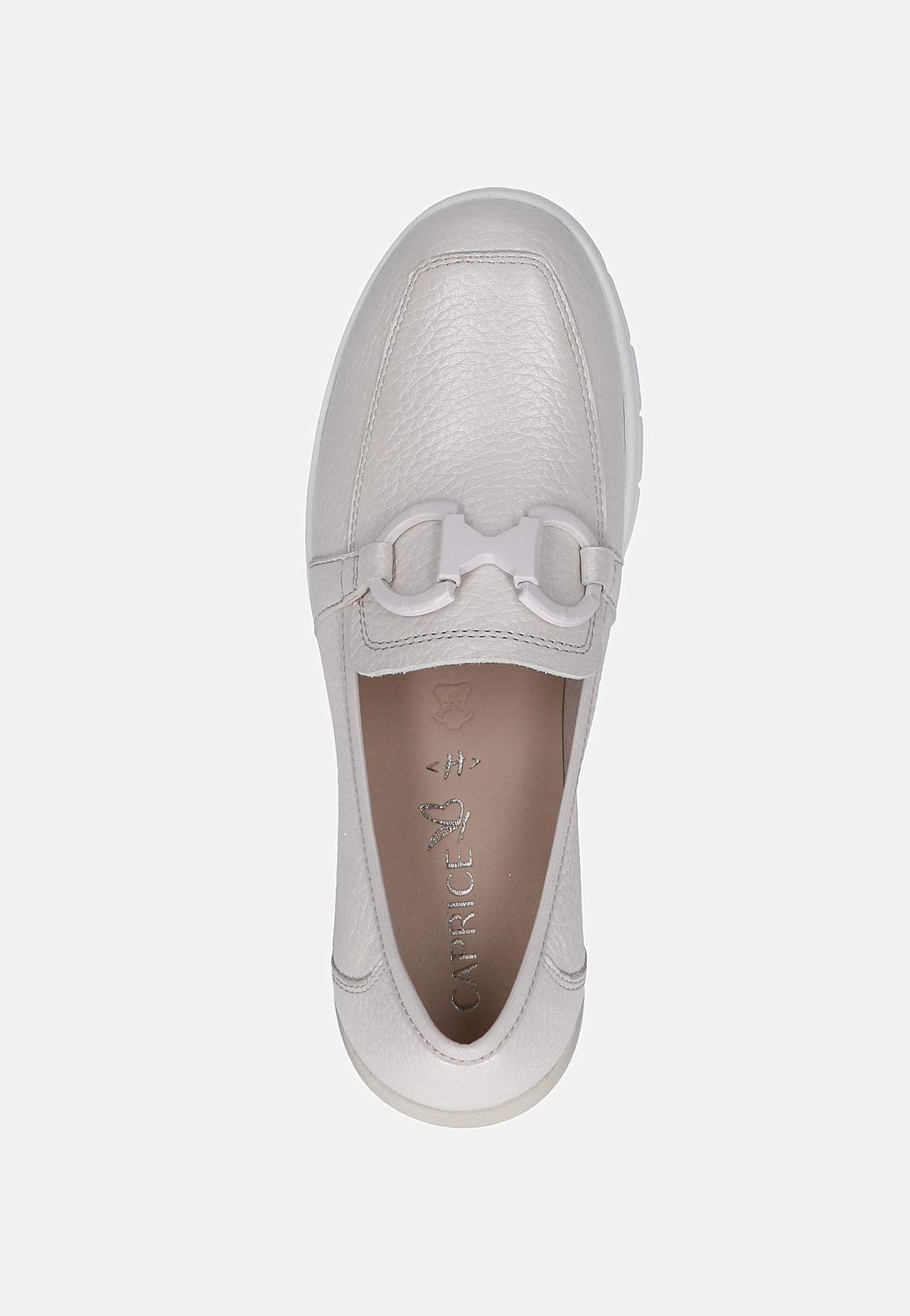 Mukava nahkaloafer metallisella soljella