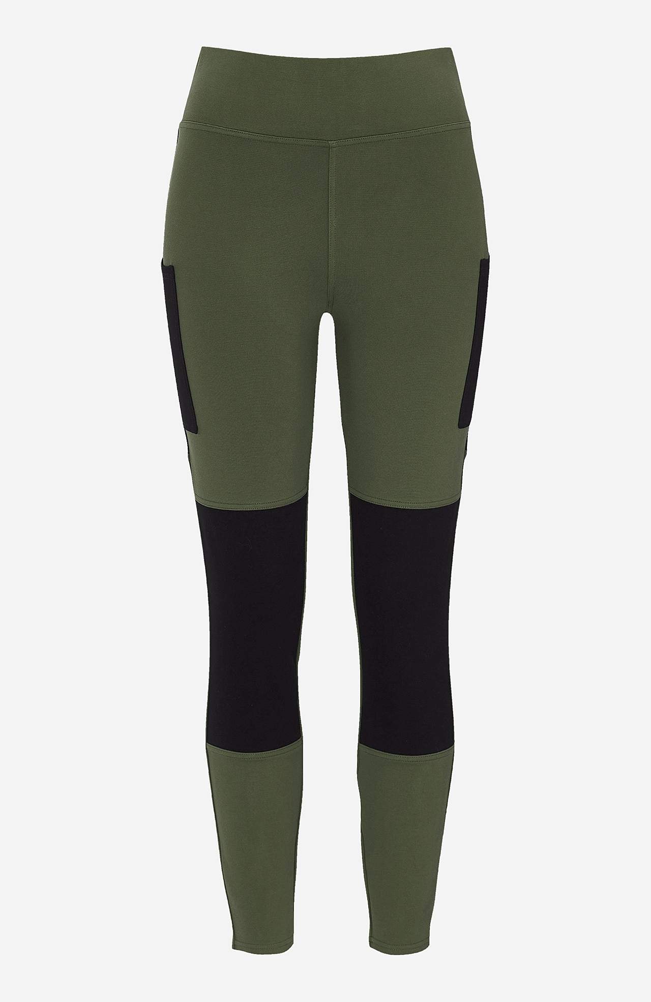 Leggingsit sivutaskuilla
