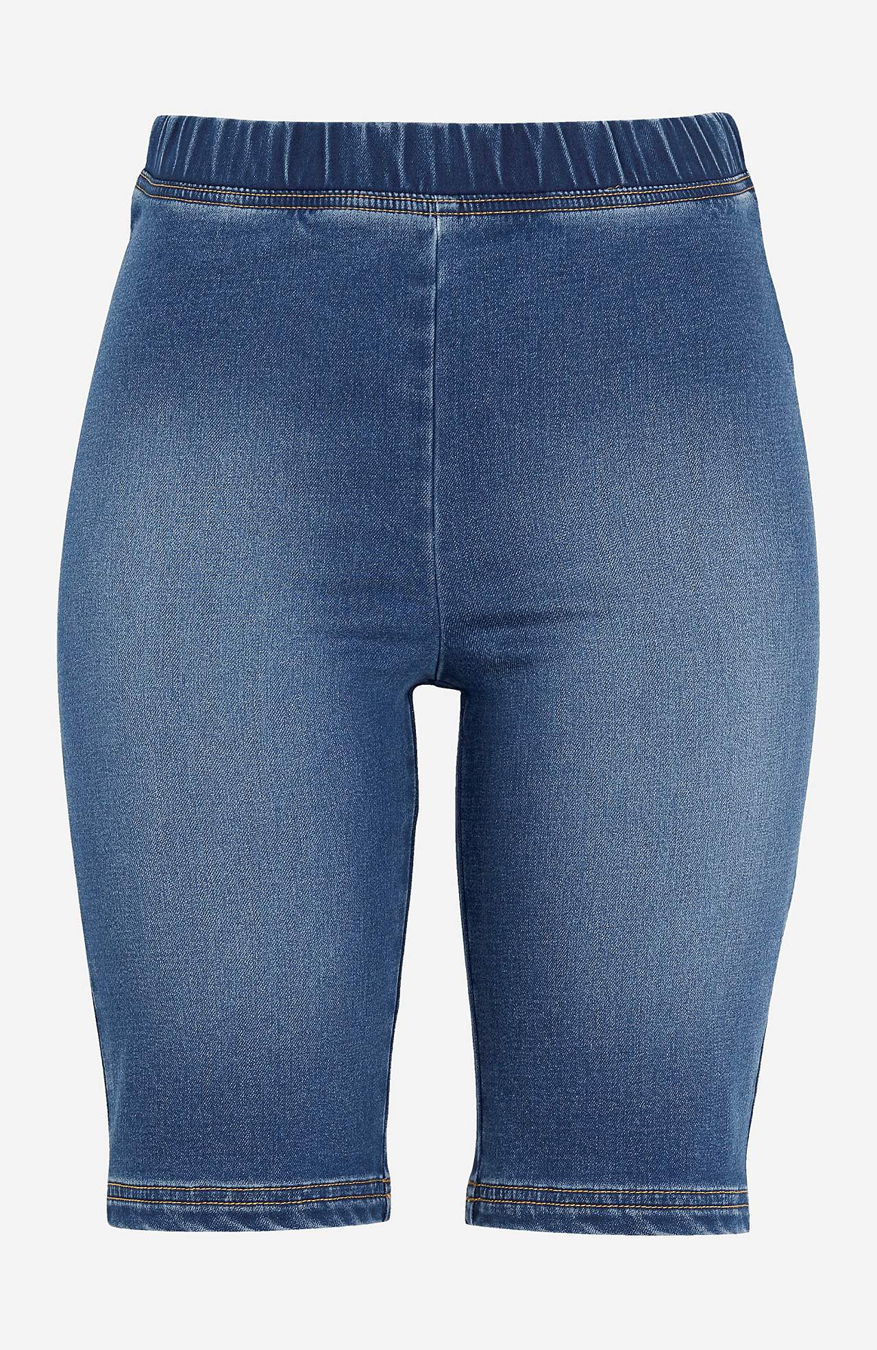 Pyöräilyshortsit denimistä