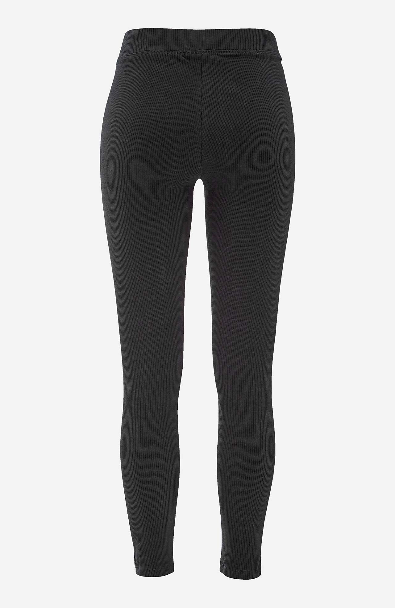 Ribatut leggingsit
