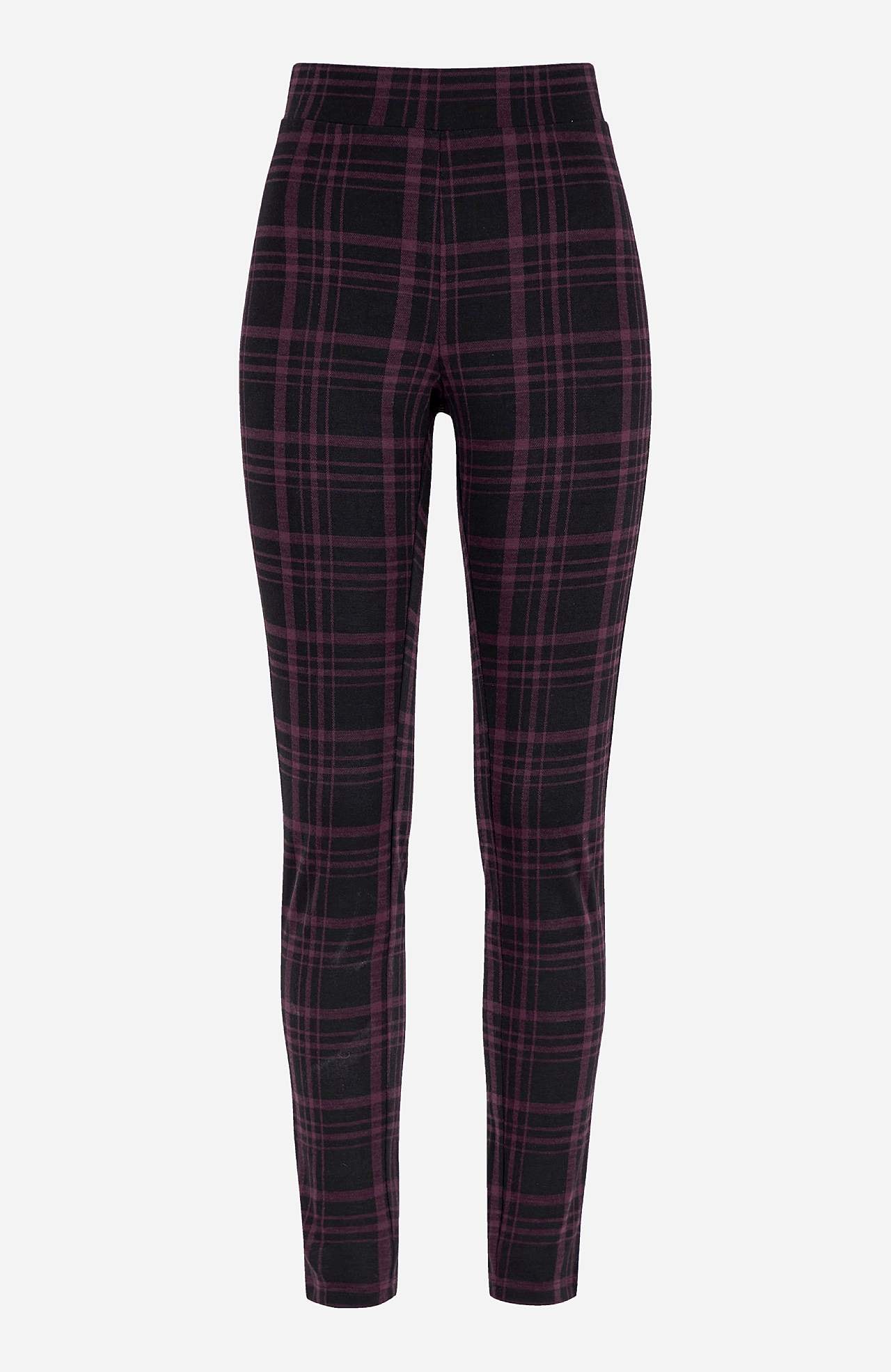 Ruudulliset leggingsit