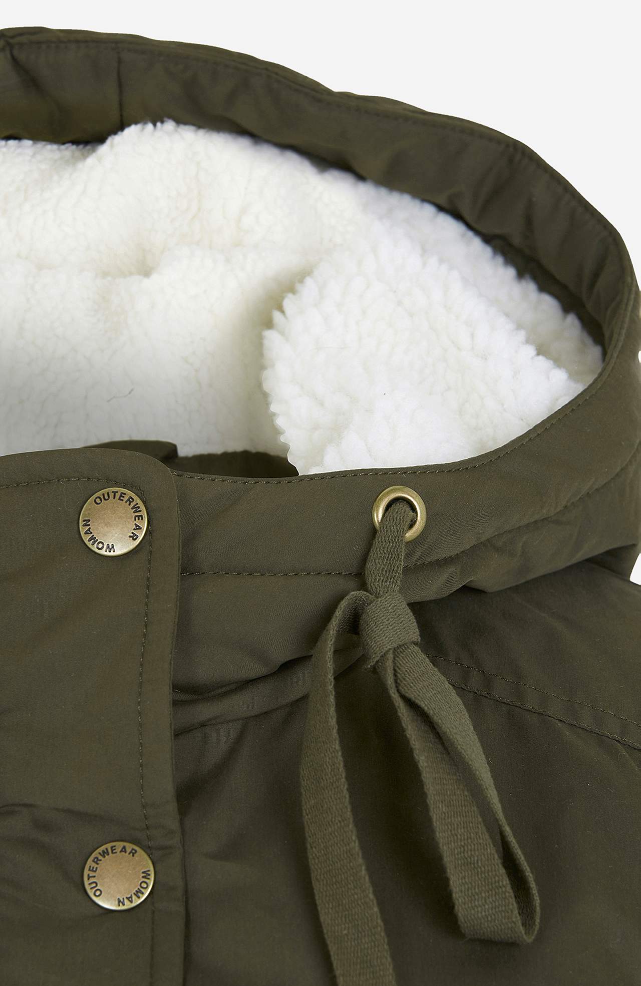 Parka nukkavuoratulla hupulla