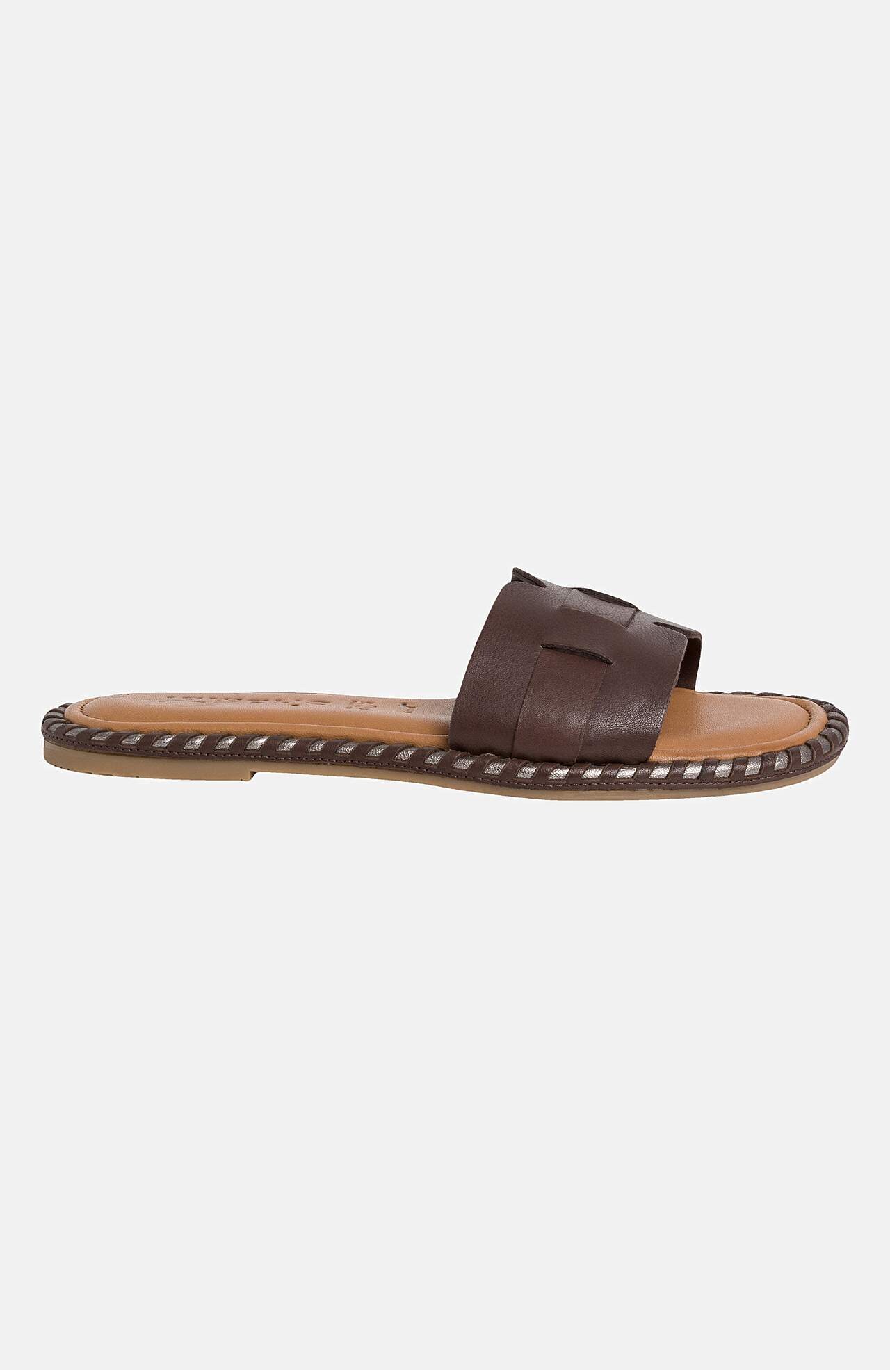 Pistokasmallinen sandaali