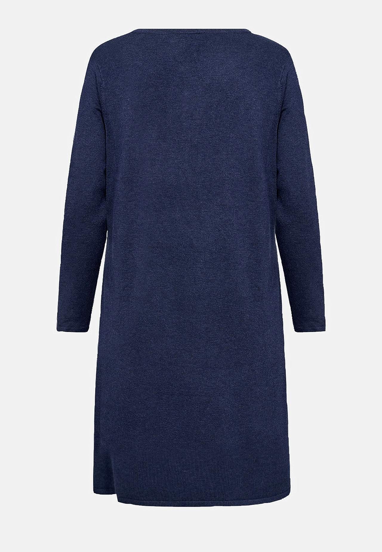 Tiheäsilmukkainen mekko