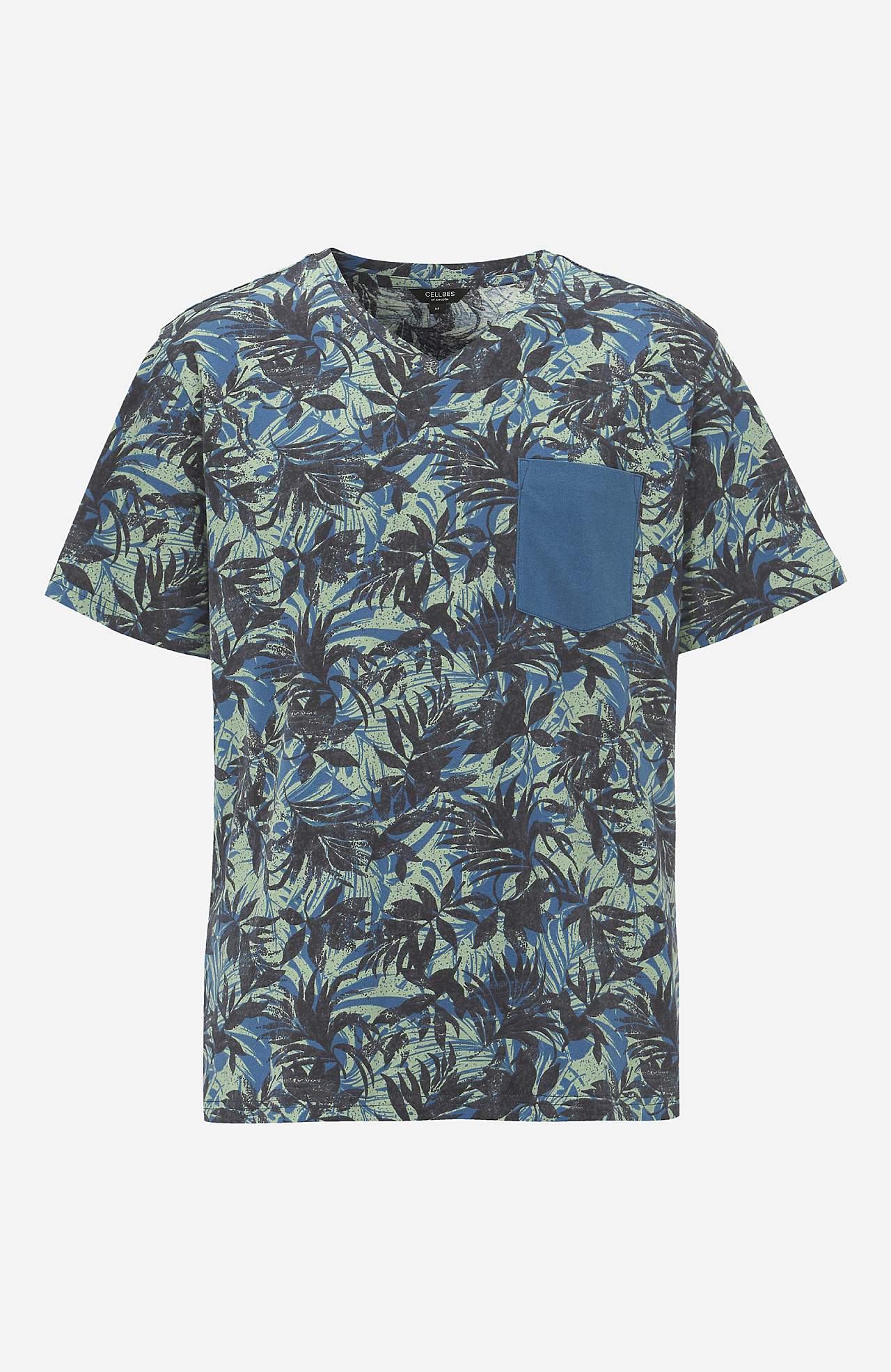 Pyjamasetti T-paidalla ja shortseilla Ola