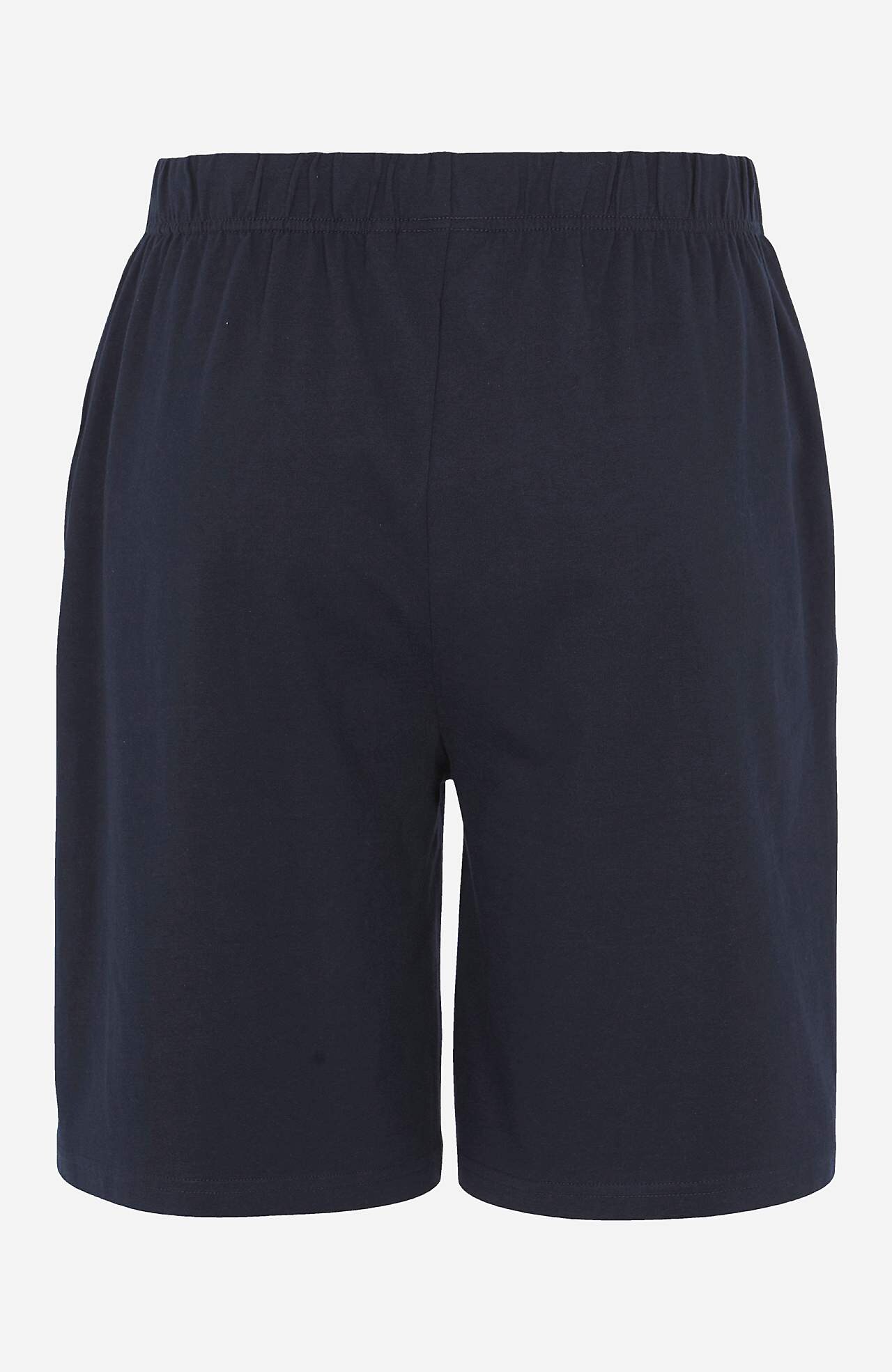 Pyjamasetti T-paidalla ja shortseilla Dan