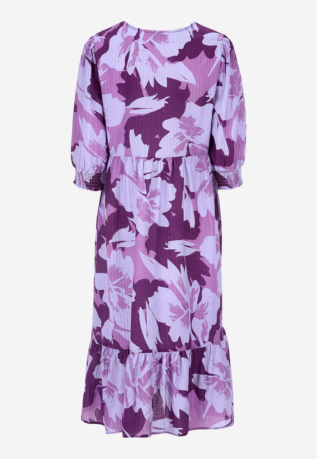 Kudottu mekko röyhelöllä
