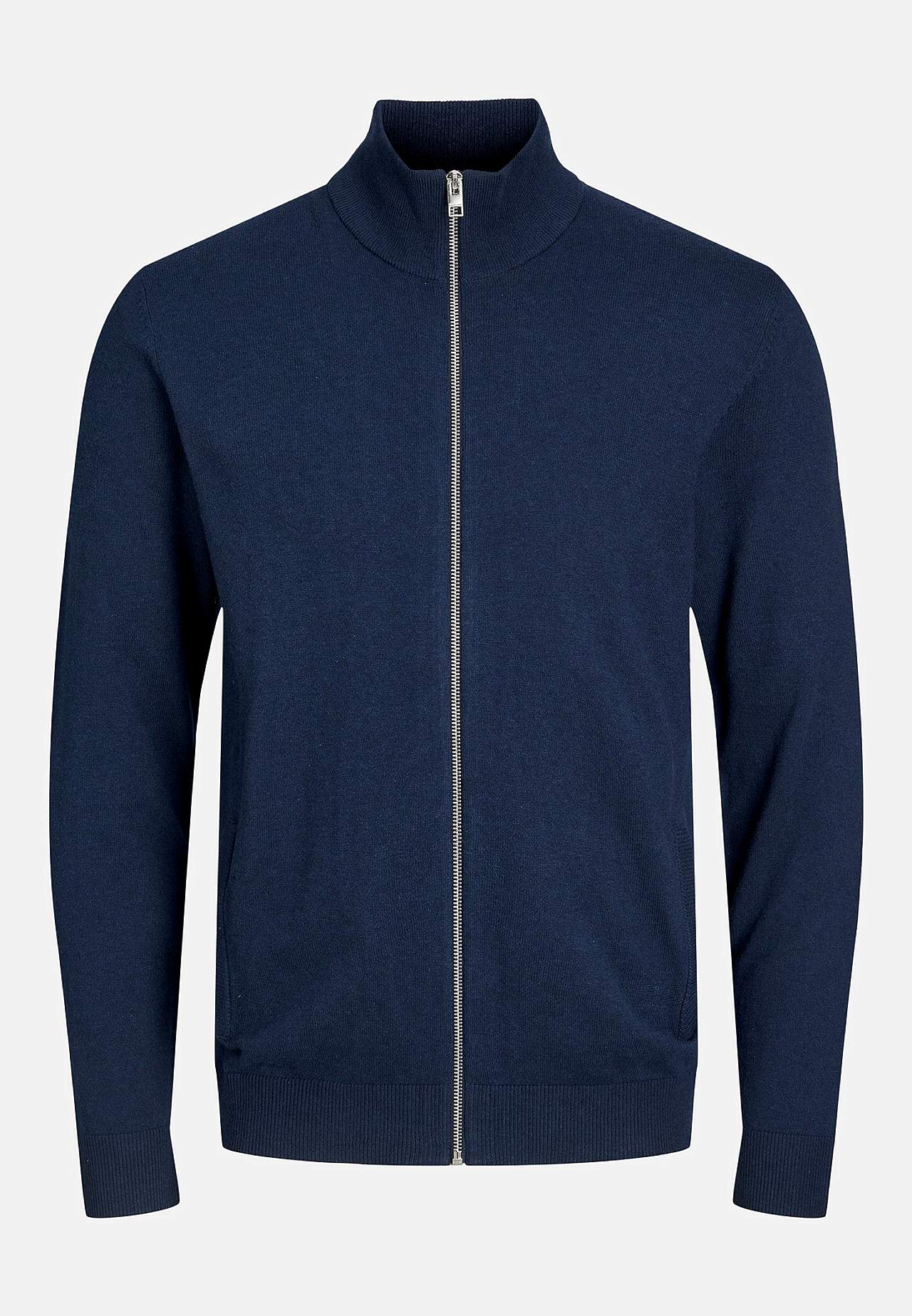 Tiheäsilmukkainen neuletakki korkealla pääntiellä