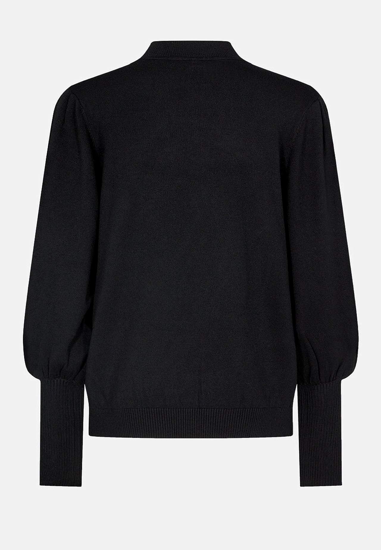 Tiheäsilmukkainen neule puolipoolokauluksella