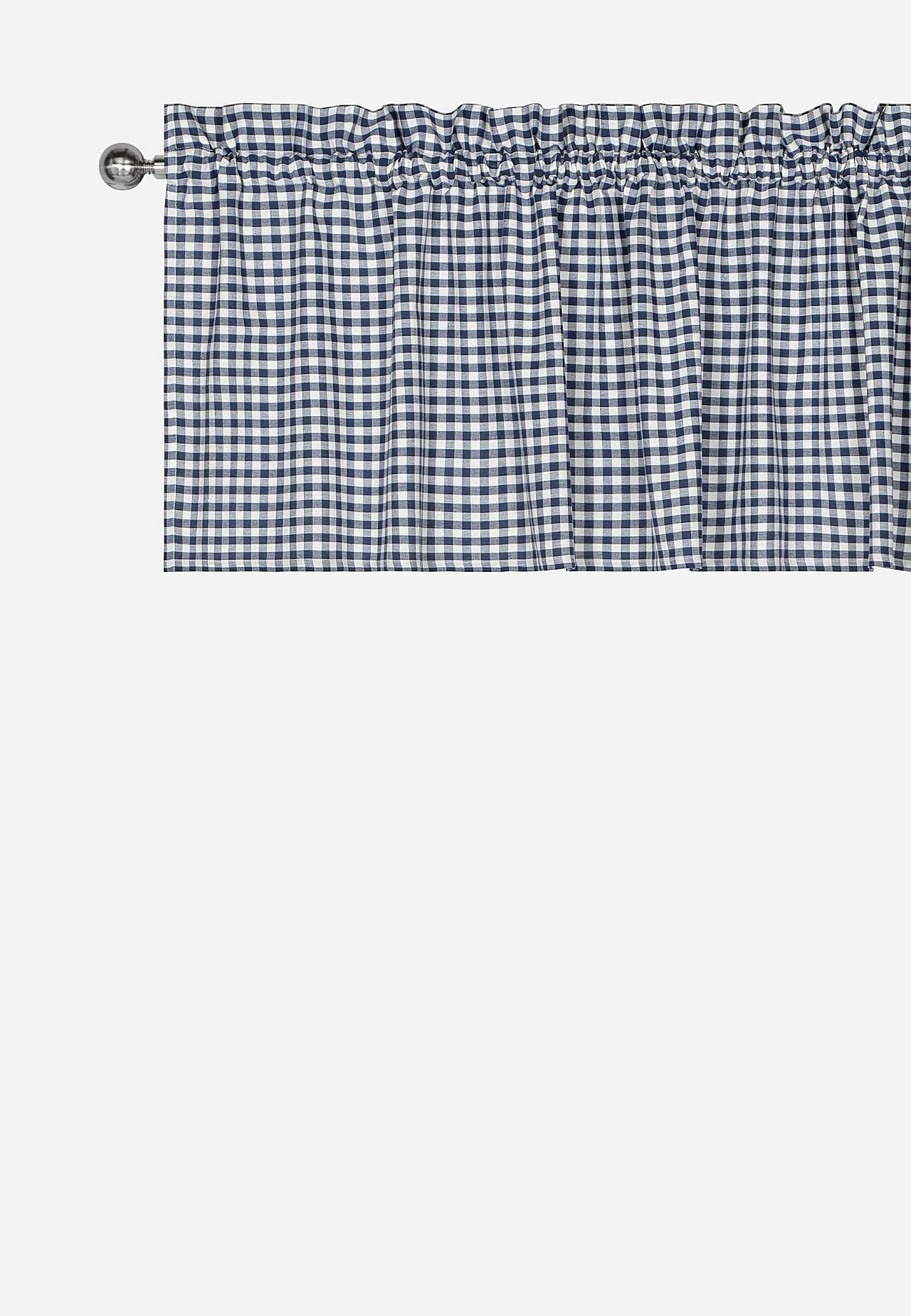 Kudottu, ruudullinen verhokappa