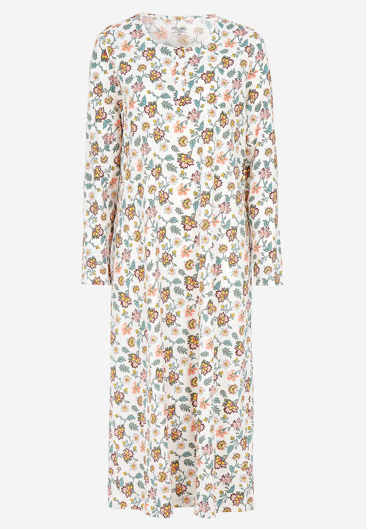 Yömekko pitkillä hihoilla