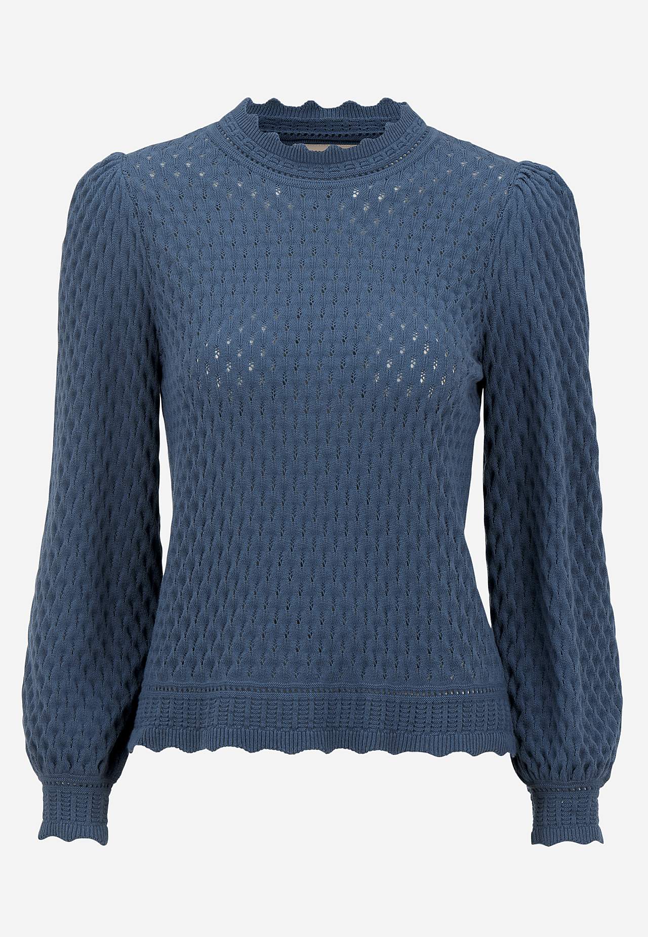 Paita reikämäisillä yksityiskohdilla