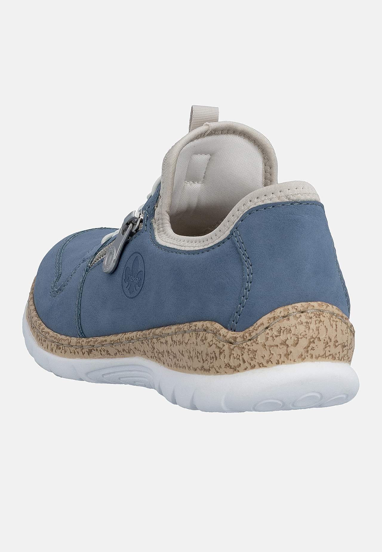 Jalkaan vedettävä lenkkari