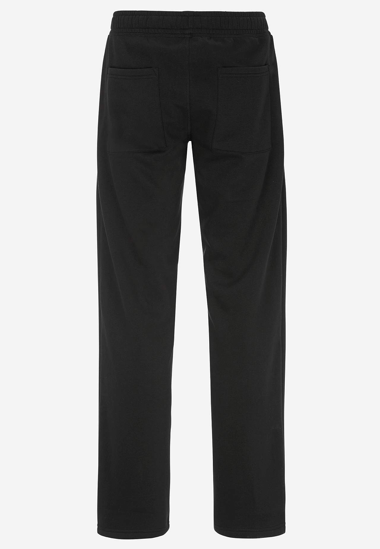 Mukavat verryttelyhousut takataskuilla