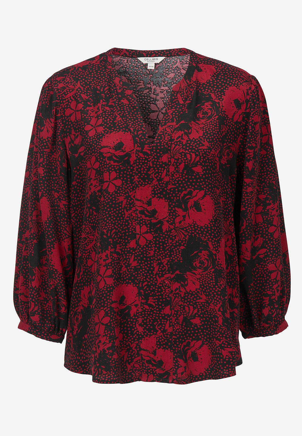 Kudottu, kuviollinen pusero