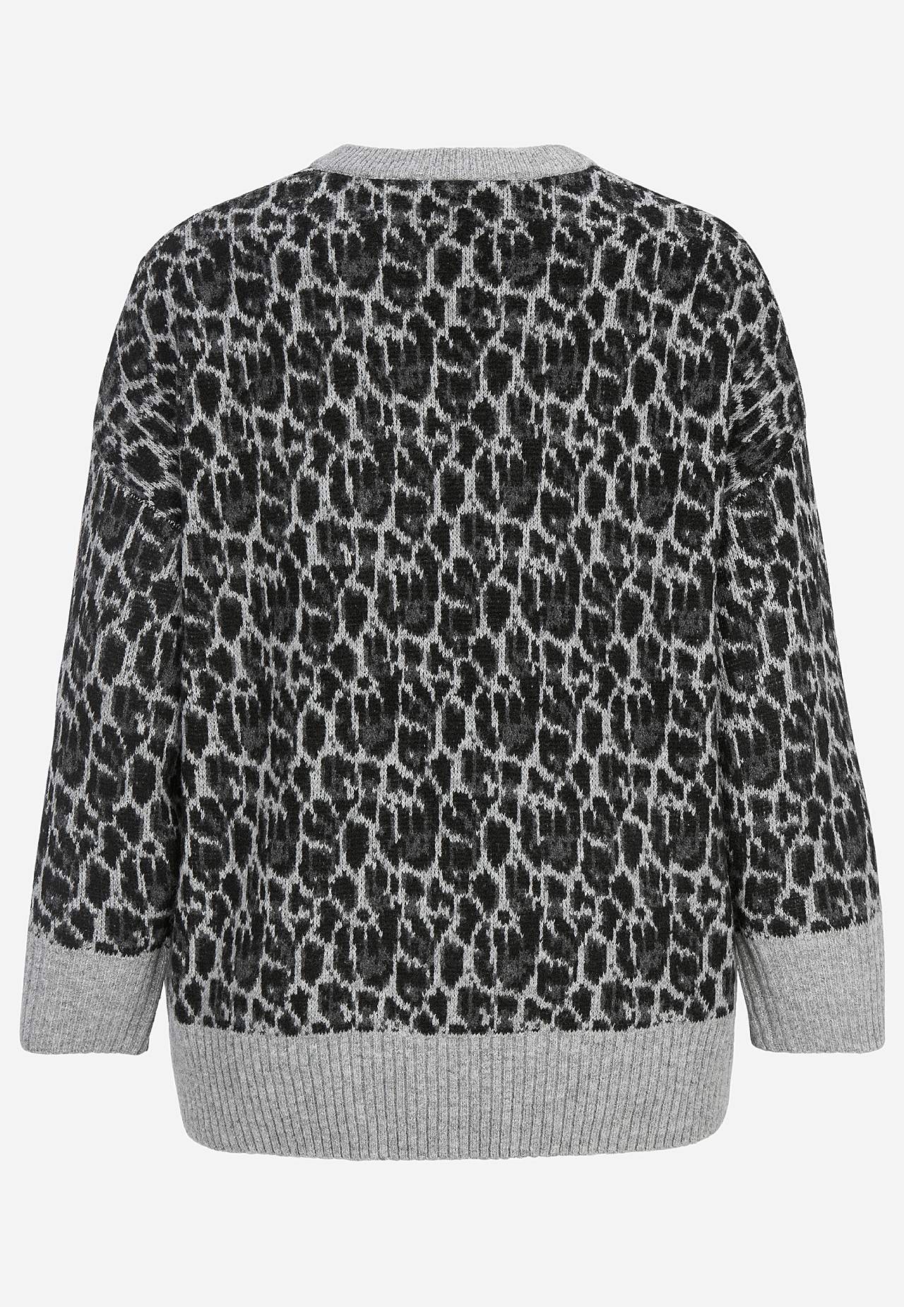 Neulottu, leopardi pusero