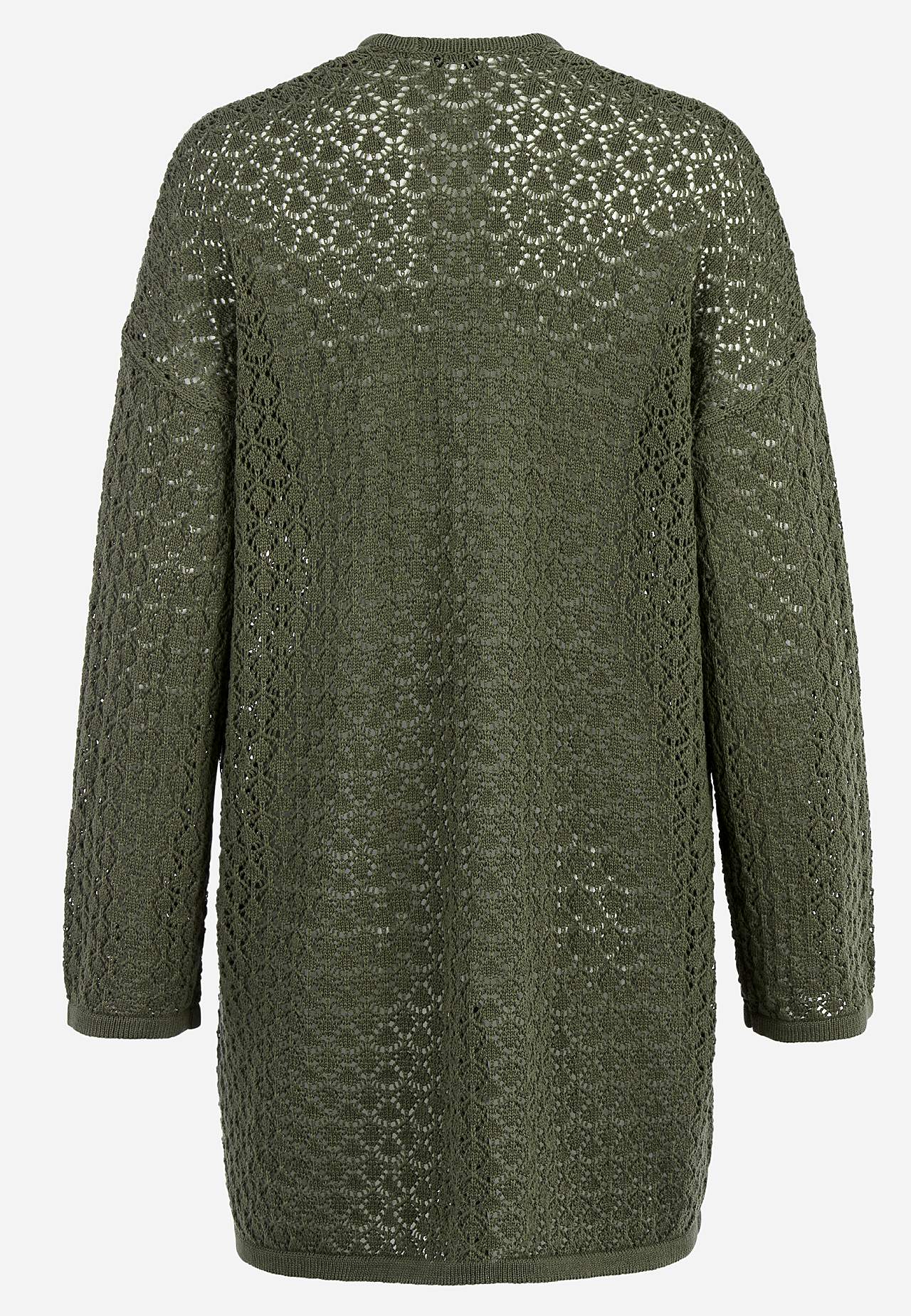 Neulottu neuletakki rei’ityksellä